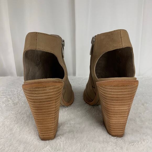 Vince Camuto Women's Katri Woven Leather Peep-Toe Booties Size 9/39 - Picture 4 of 10